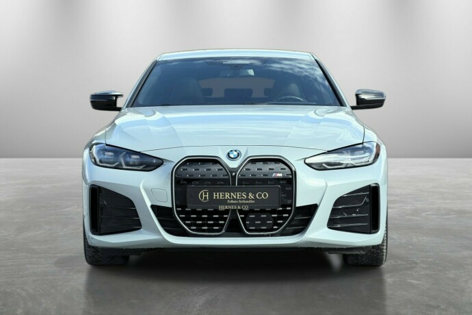 bmw-i4-elektrisitet-2022-big-2