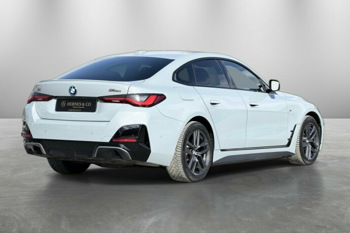 bmw-i4-elektrisitet-2022-big-4