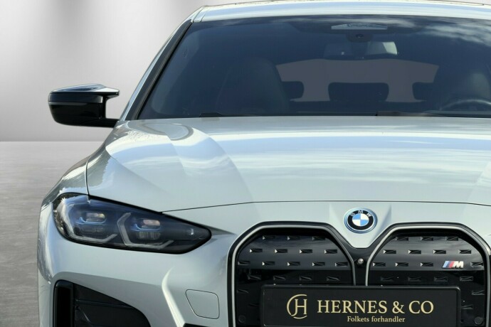 bmw-i4-elektrisitet-2022-big-3