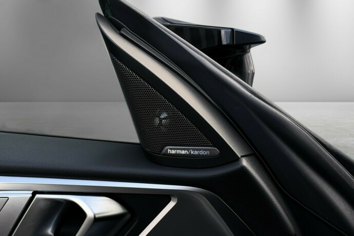 bmw-i4-elektrisitet-2022-big-16