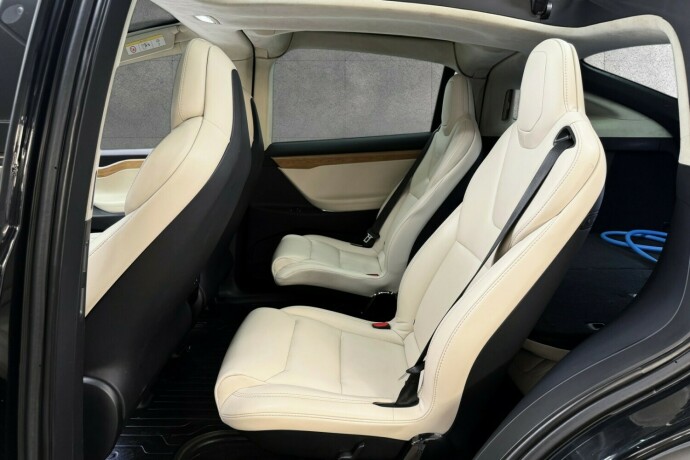 tesla-model-x-elektrisitet-2019-big-15