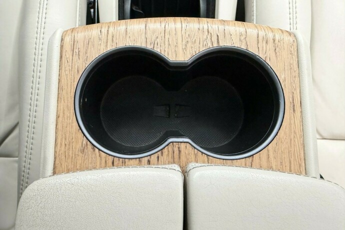 tesla-model-x-elektrisitet-2019-big-42