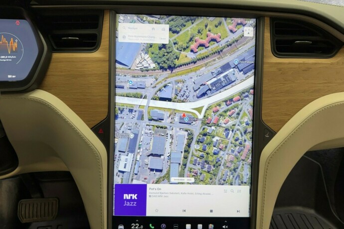 tesla-model-x-elektrisitet-2019-big-28