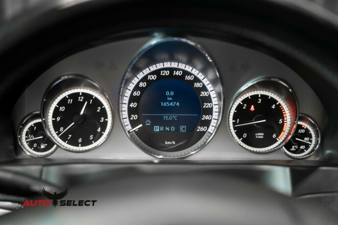 mercedes-benz-e-klasse-diesel-2009-big-27