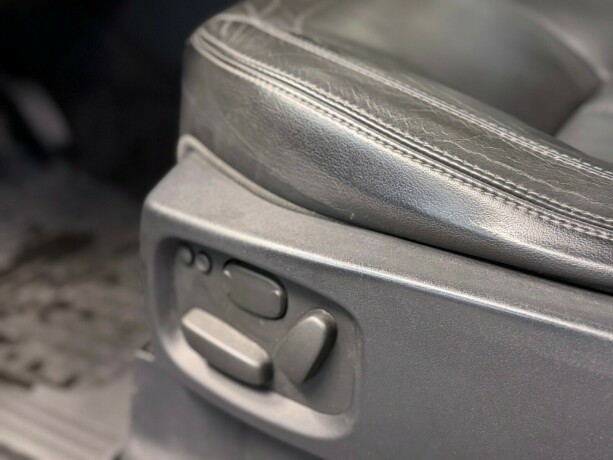 land-rover-discovery-diesel-2012-big-13