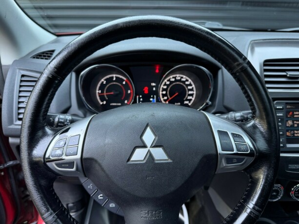 mitsubishi-asx-diesel-2012-big-12