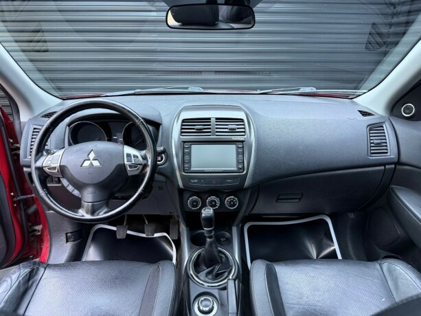 mitsubishi-asx-diesel-2012-big-8