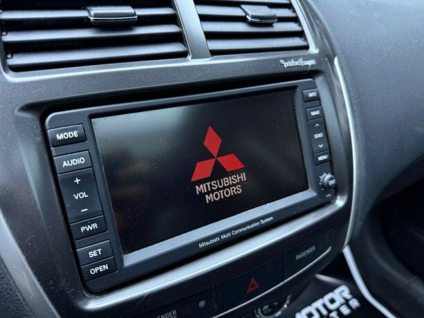 mitsubishi-asx-diesel-2012-big-14