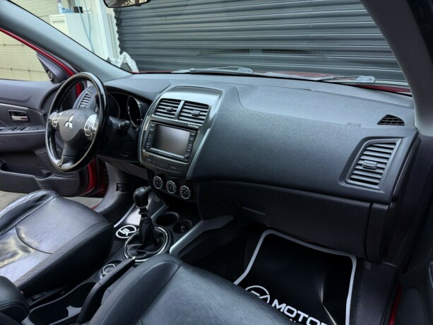 mitsubishi-asx-diesel-2012-big-10