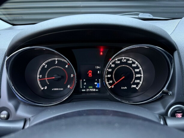 mitsubishi-asx-diesel-2012-big-13