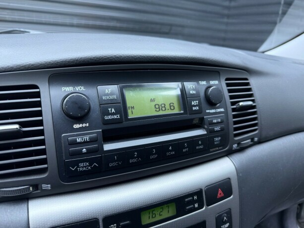 toyota-corolla-bensin-2006-big-15