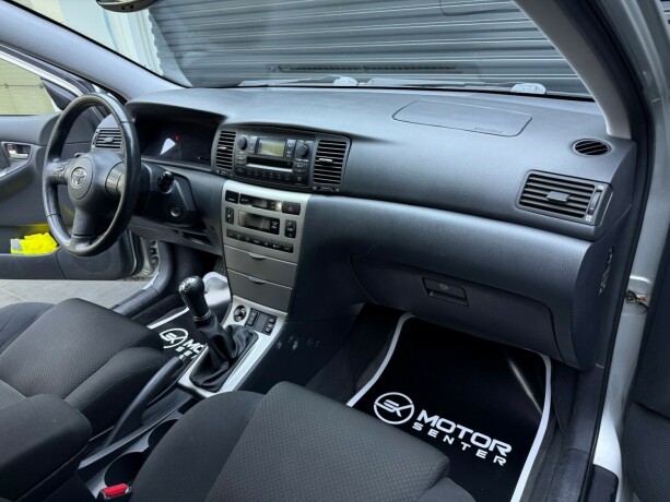 toyota-corolla-bensin-2006-big-11