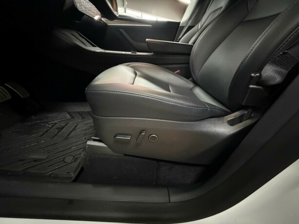 tesla-model-y-elektrisitet-2023-big-16