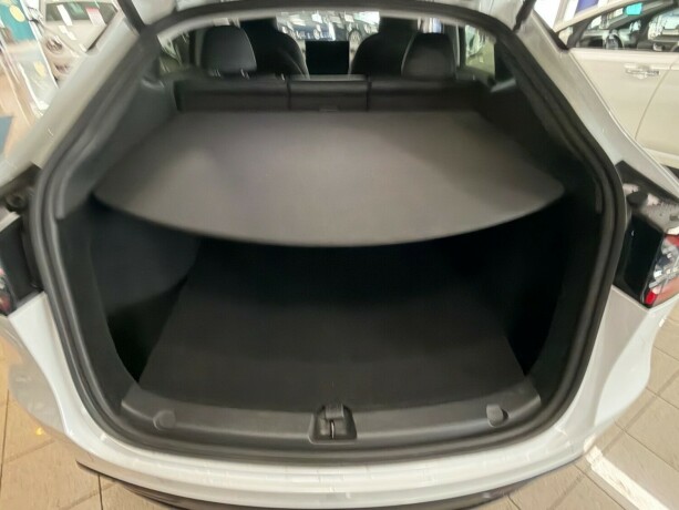 tesla-model-y-elektrisitet-2023-big-12