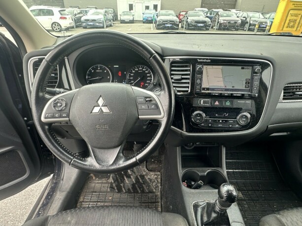 mitsubishi-outlander-diesel-2013-big-5