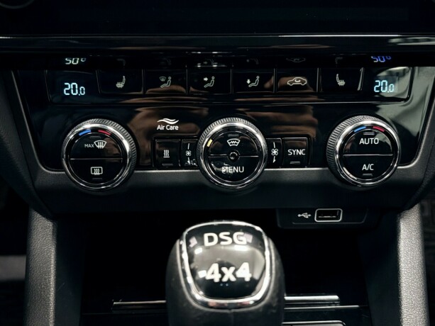 skoda-octavia-bensin-2018-big-18