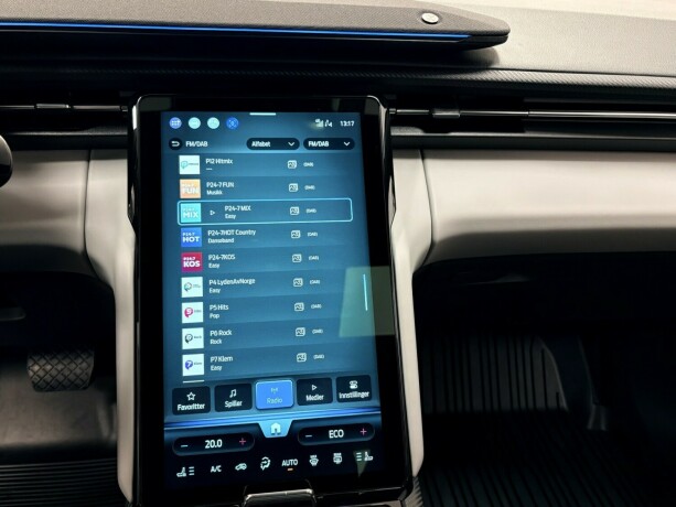 ford-explorer-elektrisitet-2025-big-27