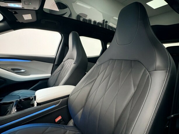 ford-explorer-elektrisitet-2025-big-11