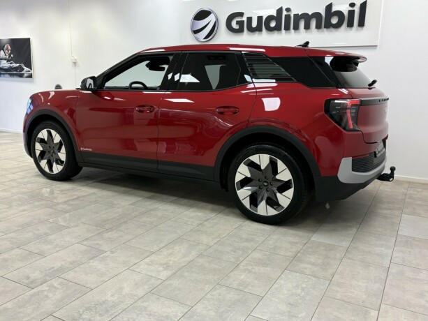 ford-explorer-elektrisitet-2025-big-3