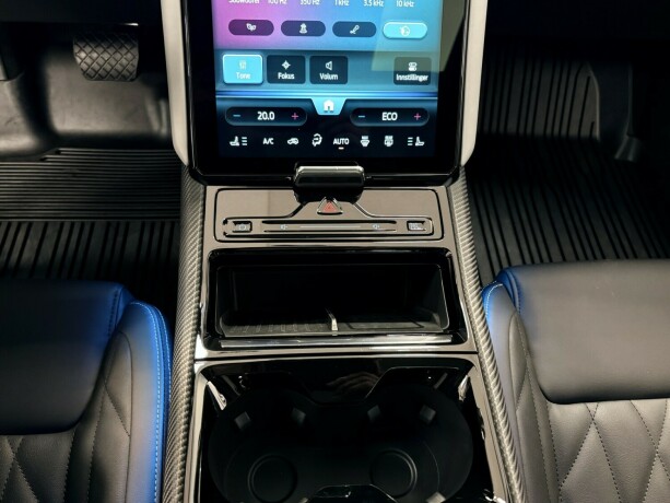 ford-explorer-elektrisitet-2025-big-19