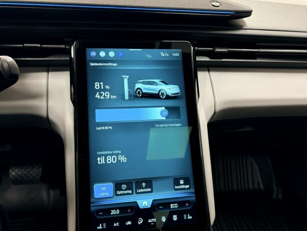 ford-explorer-elektrisitet-2025-big-21