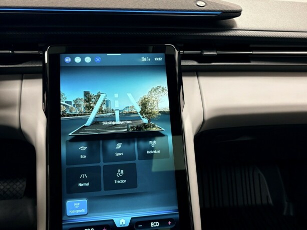 ford-explorer-elektrisitet-2025-big-22