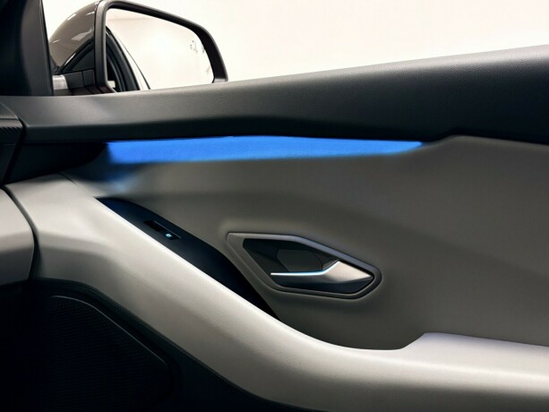 ford-explorer-elektrisitet-2025-big-20