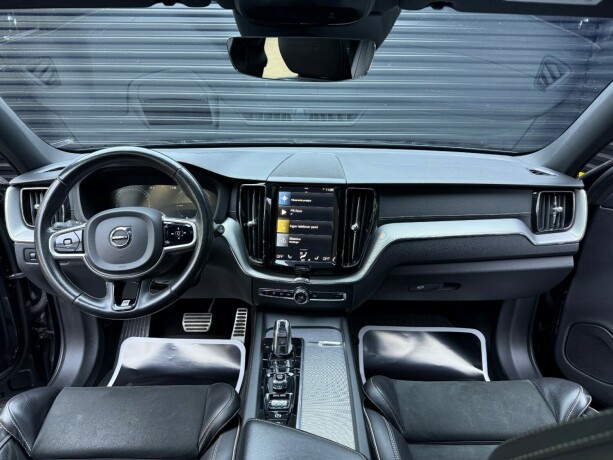 volvo-xc-60-plug-in-petrol-2019-big-10