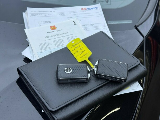 volvo-xc-60-plug-in-petrol-2019-big-36