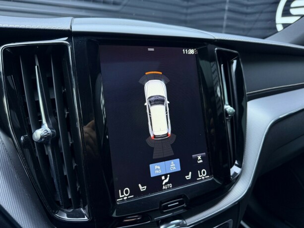 volvo-xc-60-plug-in-petrol-2019-big-18