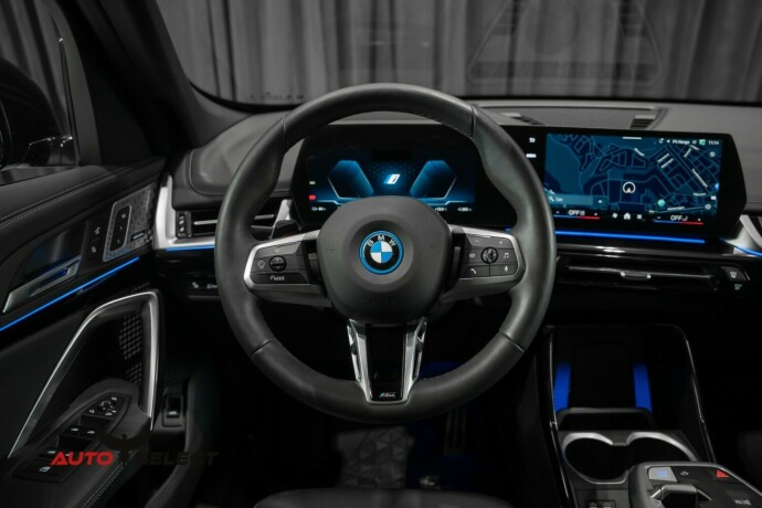 bmw-ix1-elektrisitet-2025-big-35