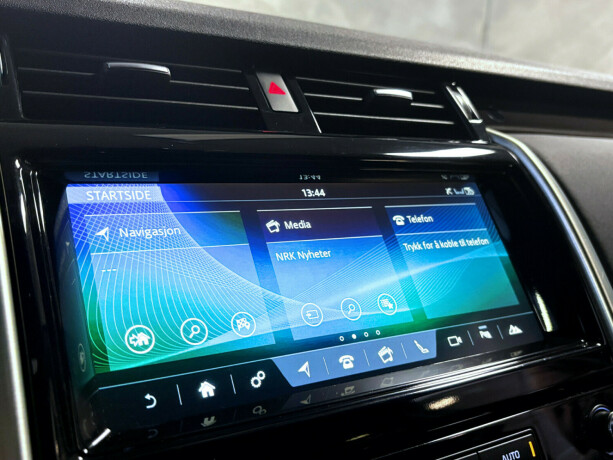 land-rover-discovery-diesel-2018-big-11