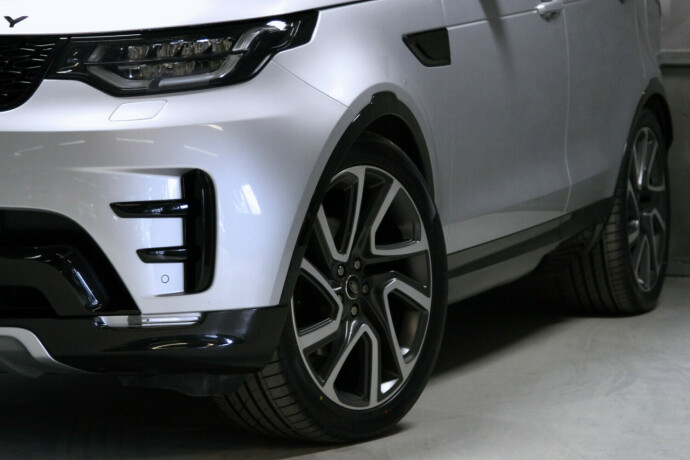 land-rover-discovery-diesel-2018-big-32