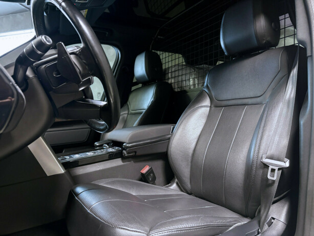 land-rover-discovery-diesel-2018-big-6