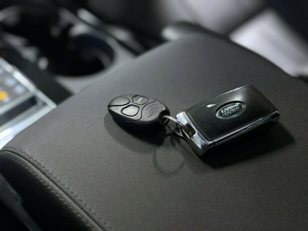 land-rover-discovery-diesel-2018-big-20