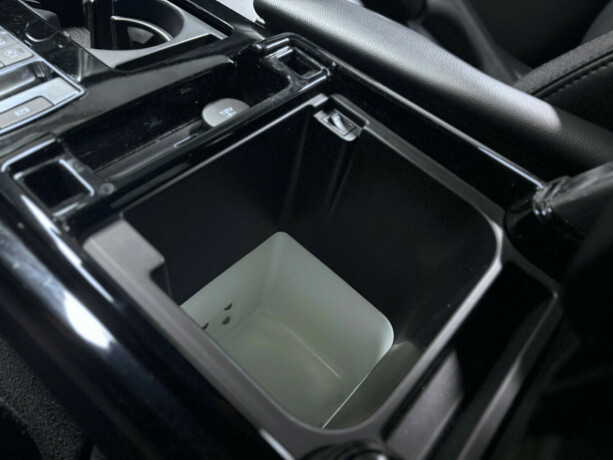 land-rover-discovery-diesel-2018-big-19