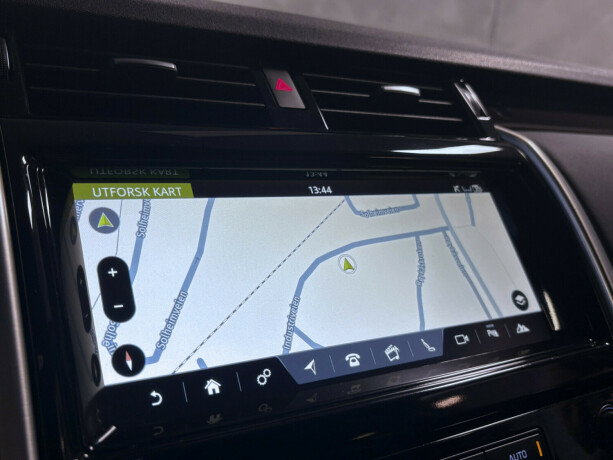 land-rover-discovery-diesel-2018-big-10