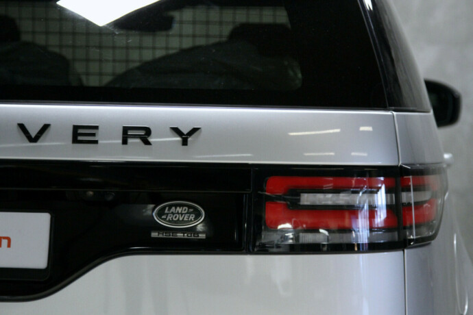 land-rover-discovery-diesel-2018-big-34