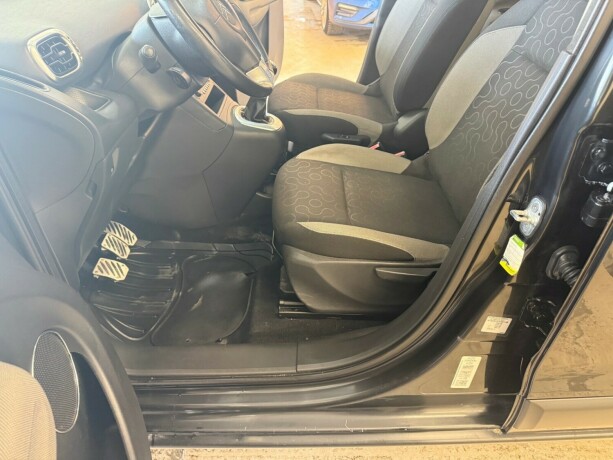 citroen-c3-picasso-diesel-2009-big-22