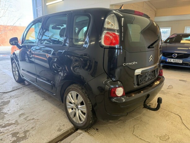 citroen-c3-picasso-diesel-2009-big-2