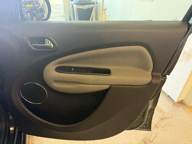 citroen-c3-picasso-diesel-2009-big-15