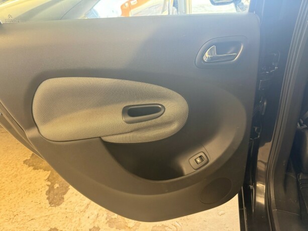 citroen-c3-picasso-diesel-2009-big-20