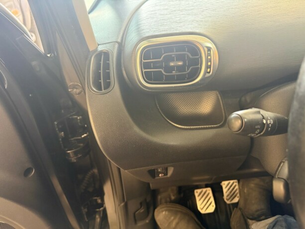 citroen-c3-picasso-diesel-2009-big-13