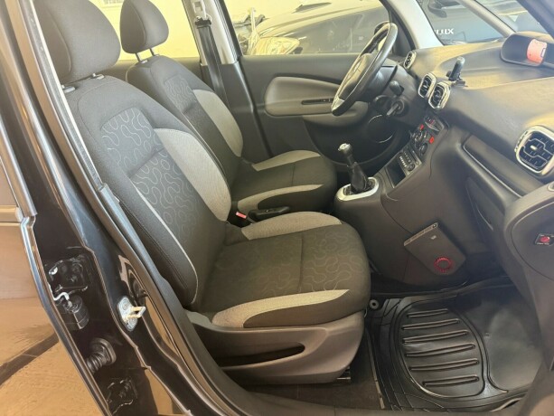 citroen-c3-picasso-diesel-2009-big-16