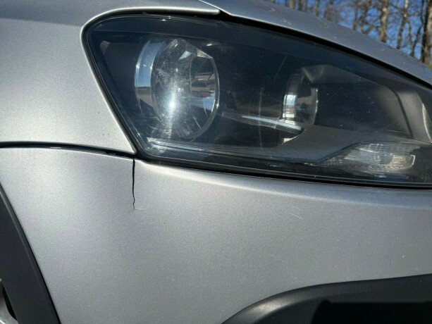 volkswagen-polo-cross-diesel-2011-big-18