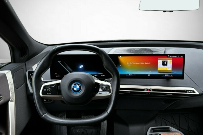 bmw-ix-elektrisitet-2022-big-32