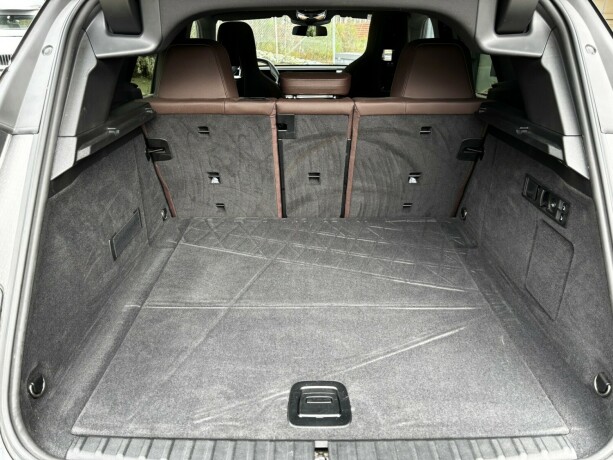 bmw-ix-elektrisitet-2022-big-35