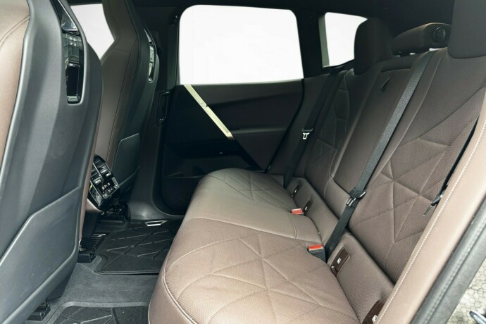 bmw-ix-elektrisitet-2022-big-28