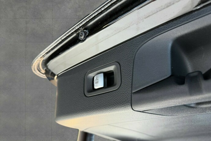 mercedes-benz-glc-elektrisitetbensin-2018-big-28