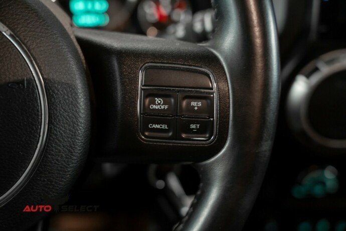 jeep-wrangler-diesel-2013-big-27